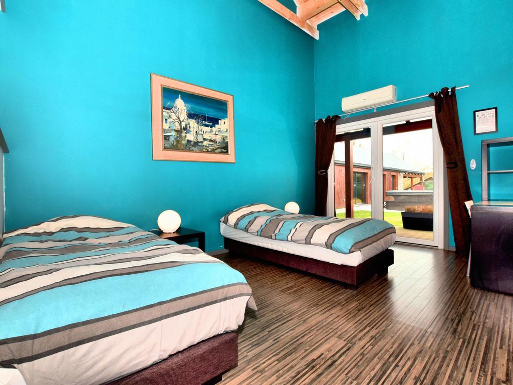 Beautiful Villa With Heated Outdoor Pool Manhay Exterior foto